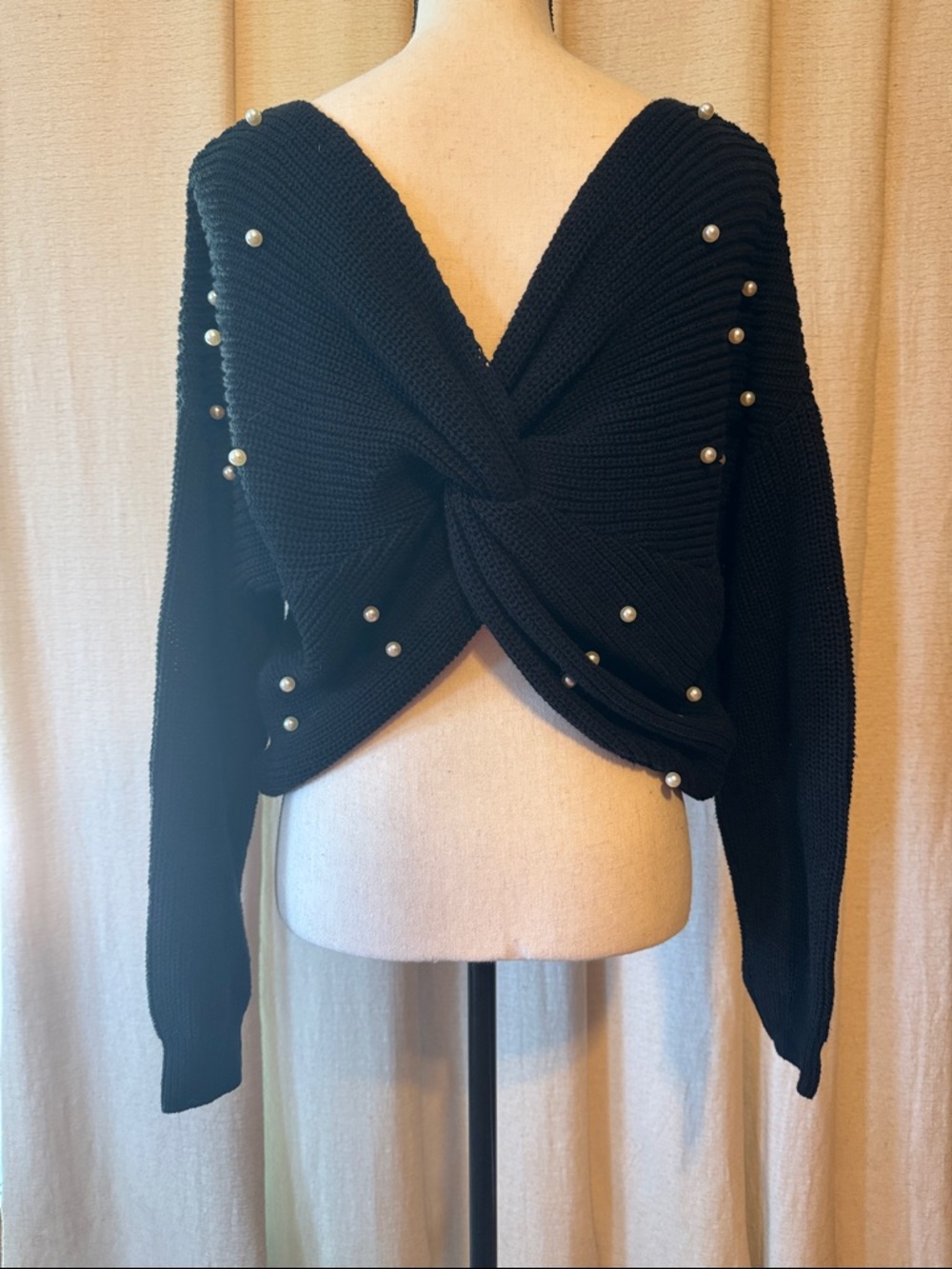 Francesca's Collections Black Pearl-Accent V-Neck Sweater - Picture 2 of 3